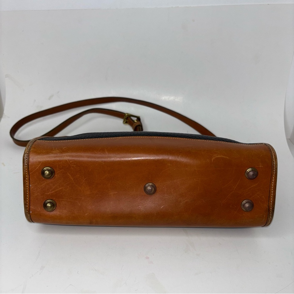 Vintage Dooney & Bourke USA Leather Crossbody Shoulder Bag Black Brown Trim - Picture 9 of 14